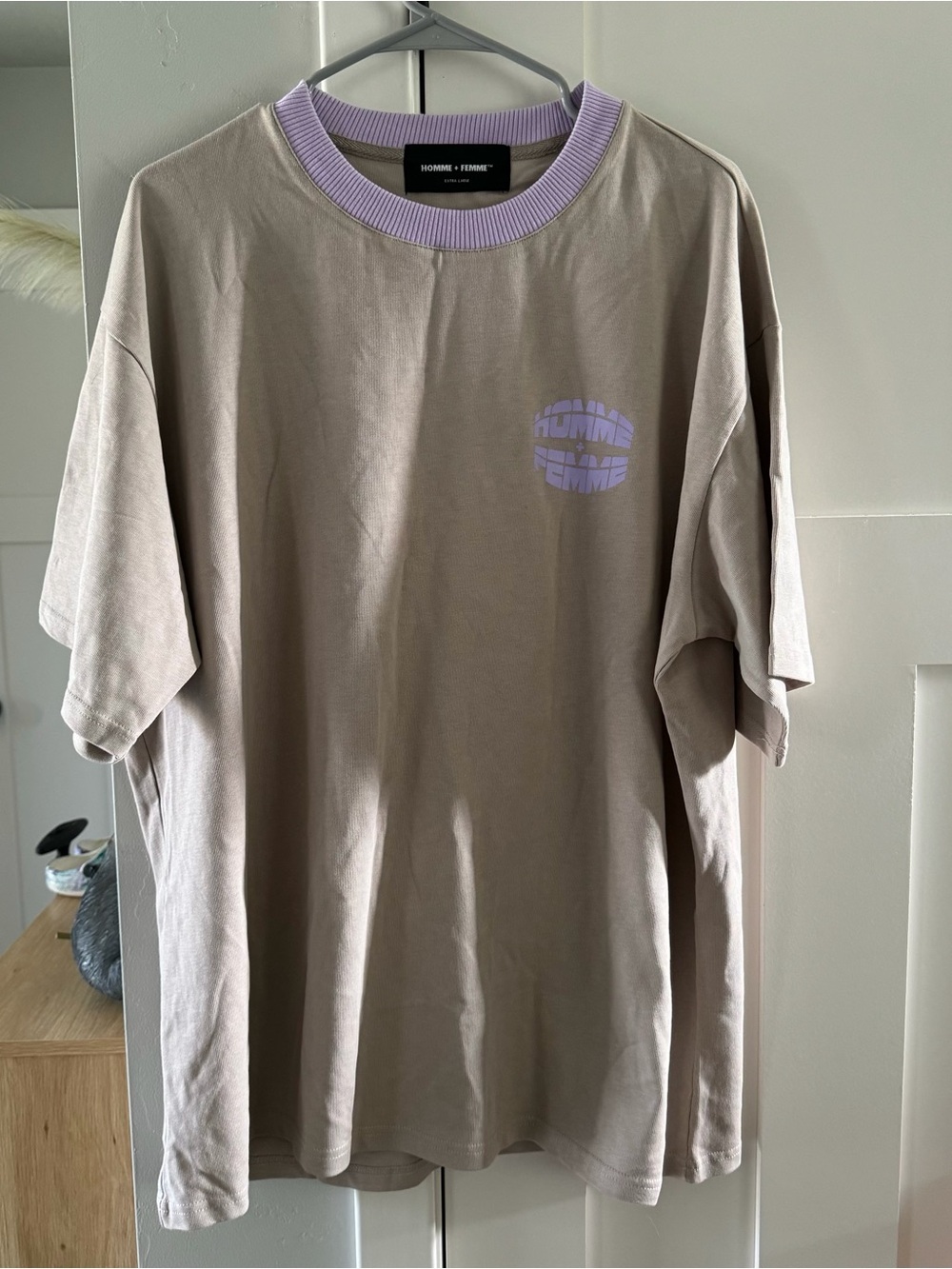 NEW Homme Femme Taupe T-Shirt with Lavender Trim